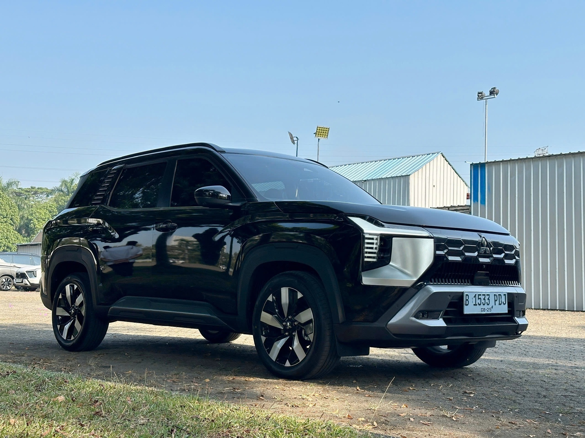 Mitsubishi Destinator chuẩn bị ra mắt