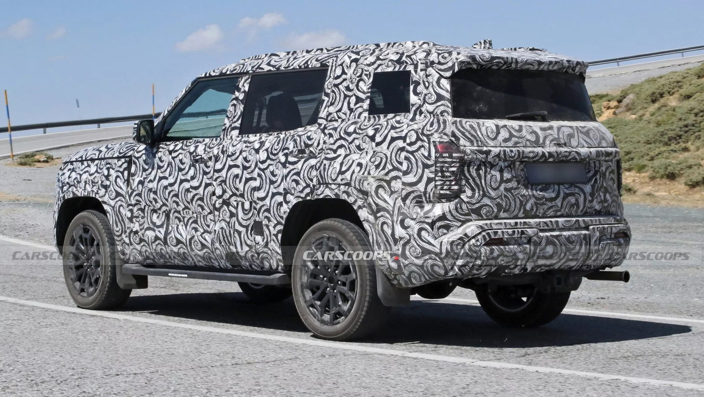 Ngoại thất vuông vức của Montero/Pajero mới