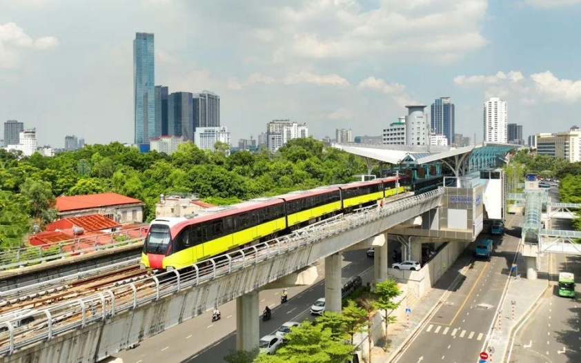 Tàu điện Hà Nội miễn phí dịp lễ