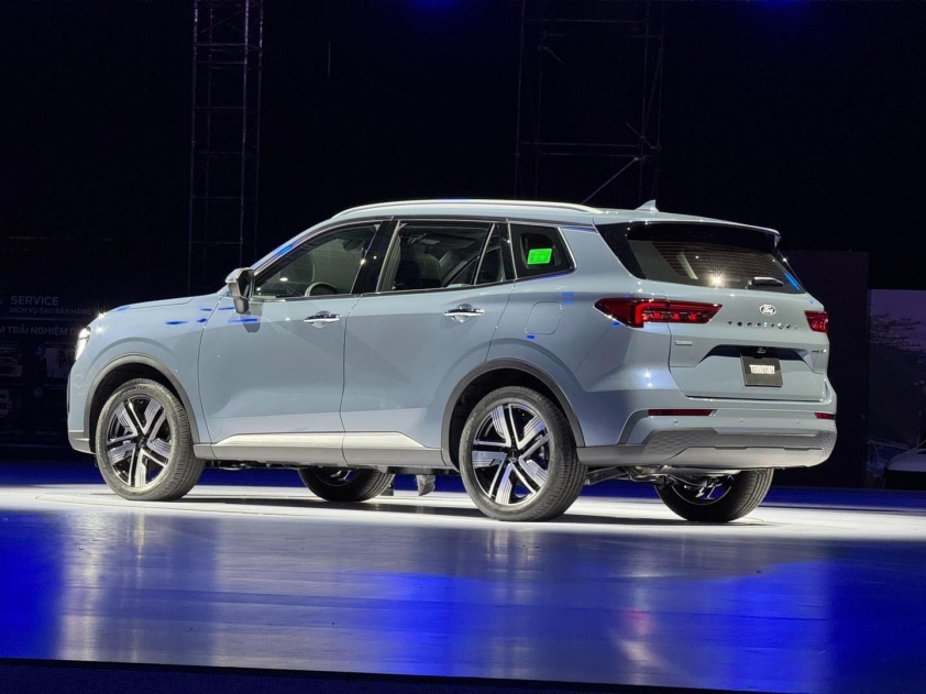 Thiết kế ngoại thất hiện đại của Ford Territory 2025