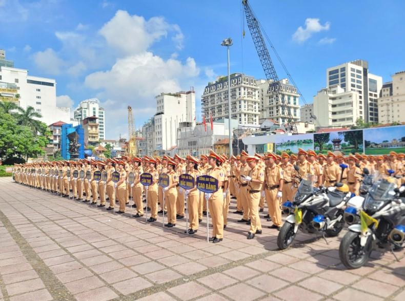 Lực lượng CSGT tập trung chuẩn bị tại Hà Nội