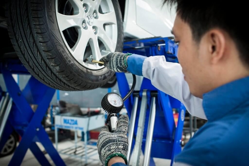 Kiểm tra và bảo dưỡng lốp xe ô tô