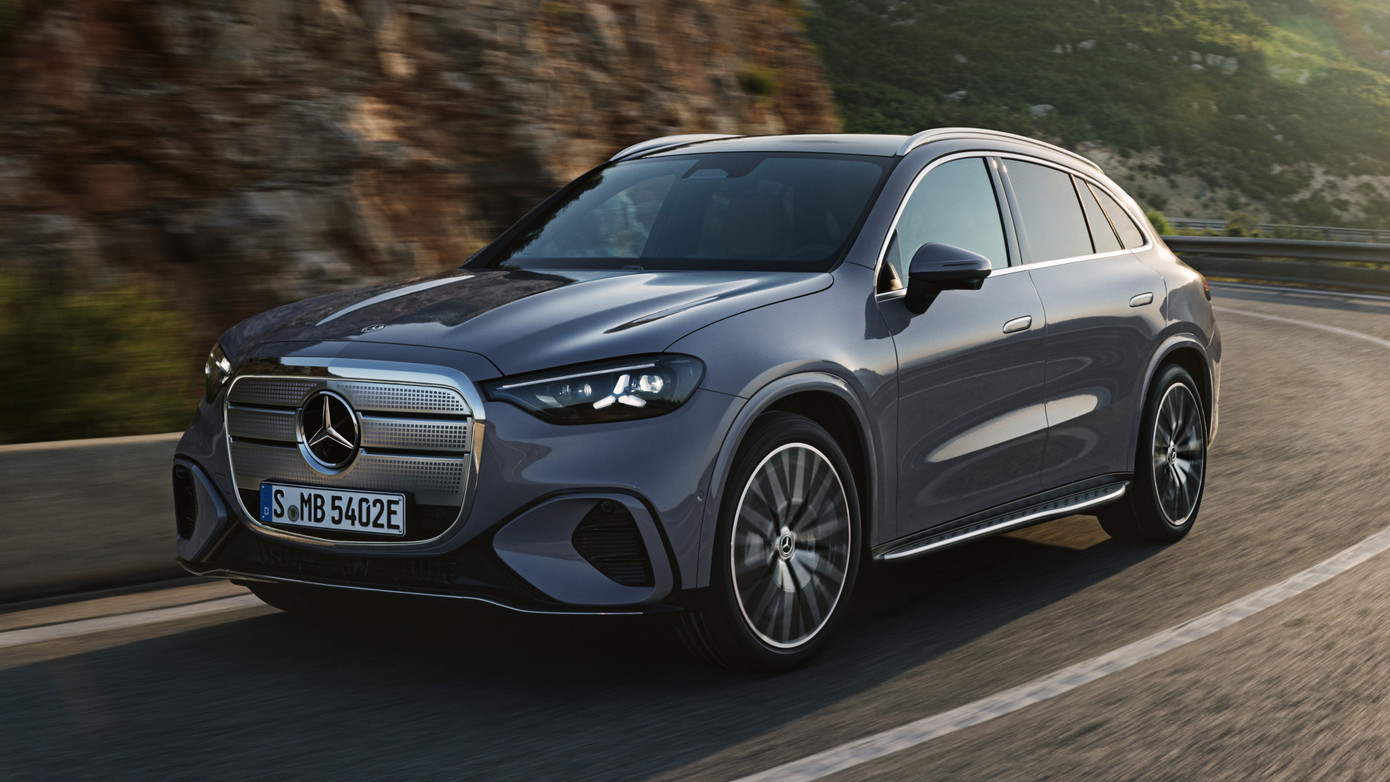 GLC EQ với khả năng sạc nhanh và pin dung lượng lớn