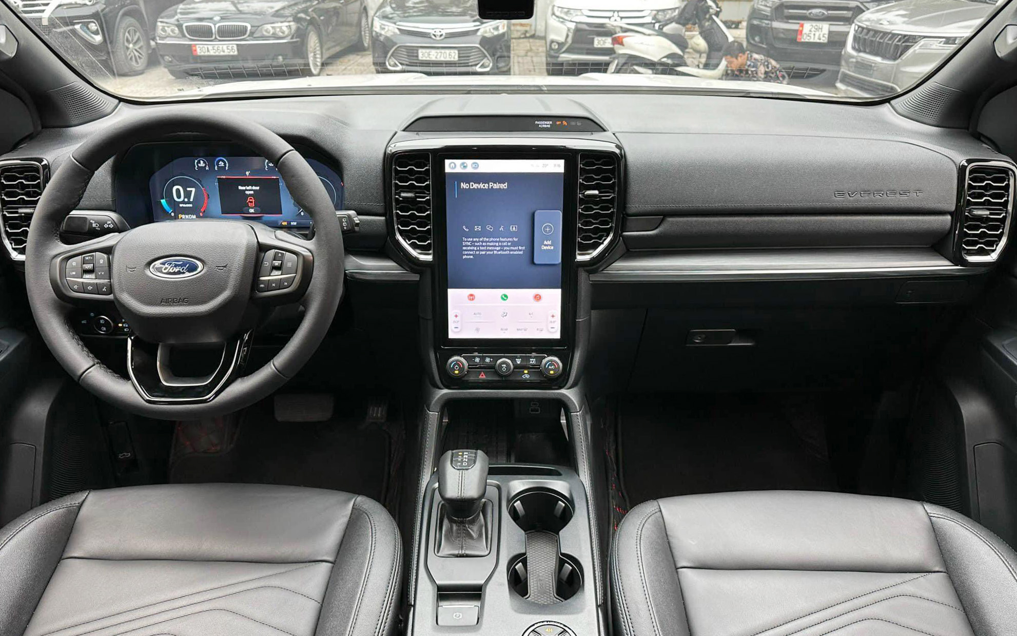 Tiện nghi nội thất hiện đại của Ford Everest