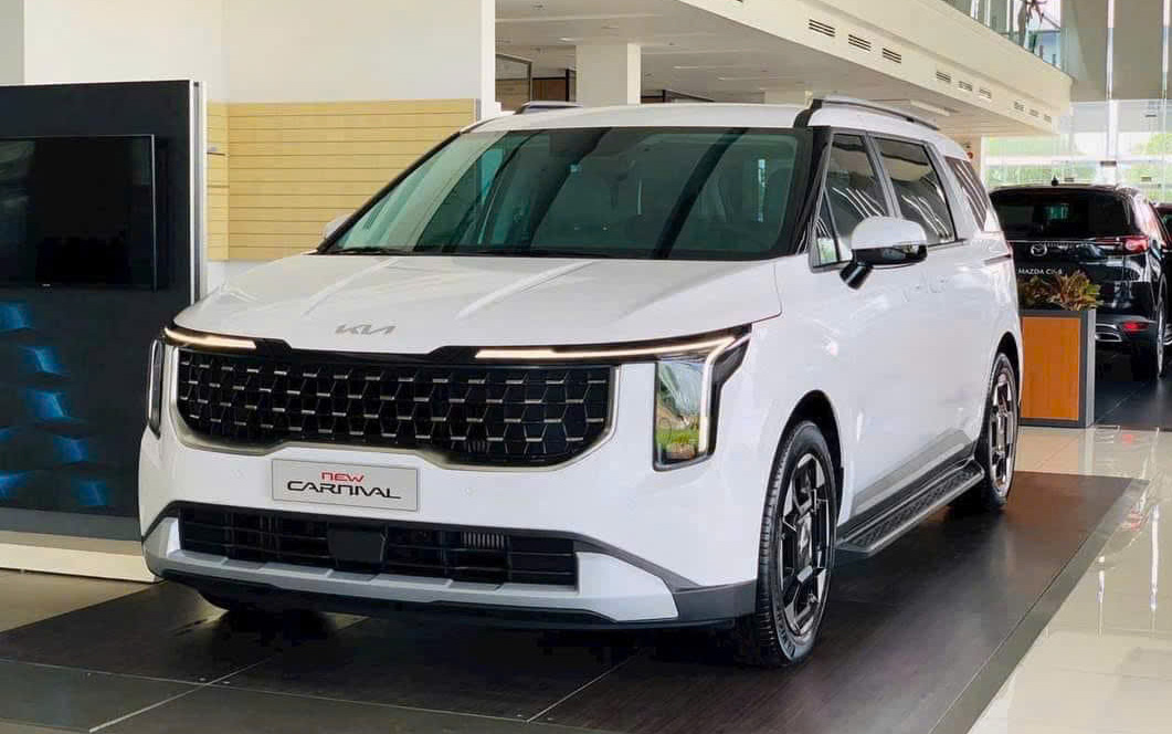 Kia Carnival được đánh giá cao bởi chuyên gia