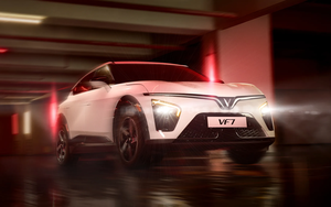 Ferrari sắp ra mắt siêu xe điện lần đầu tiên sau 77 năm: Tăng tốc chỉ sau 2,5 giây, chạy được 600 km/sạc- Ảnh 2. Hiệu năng siêu xe điện Ferrari