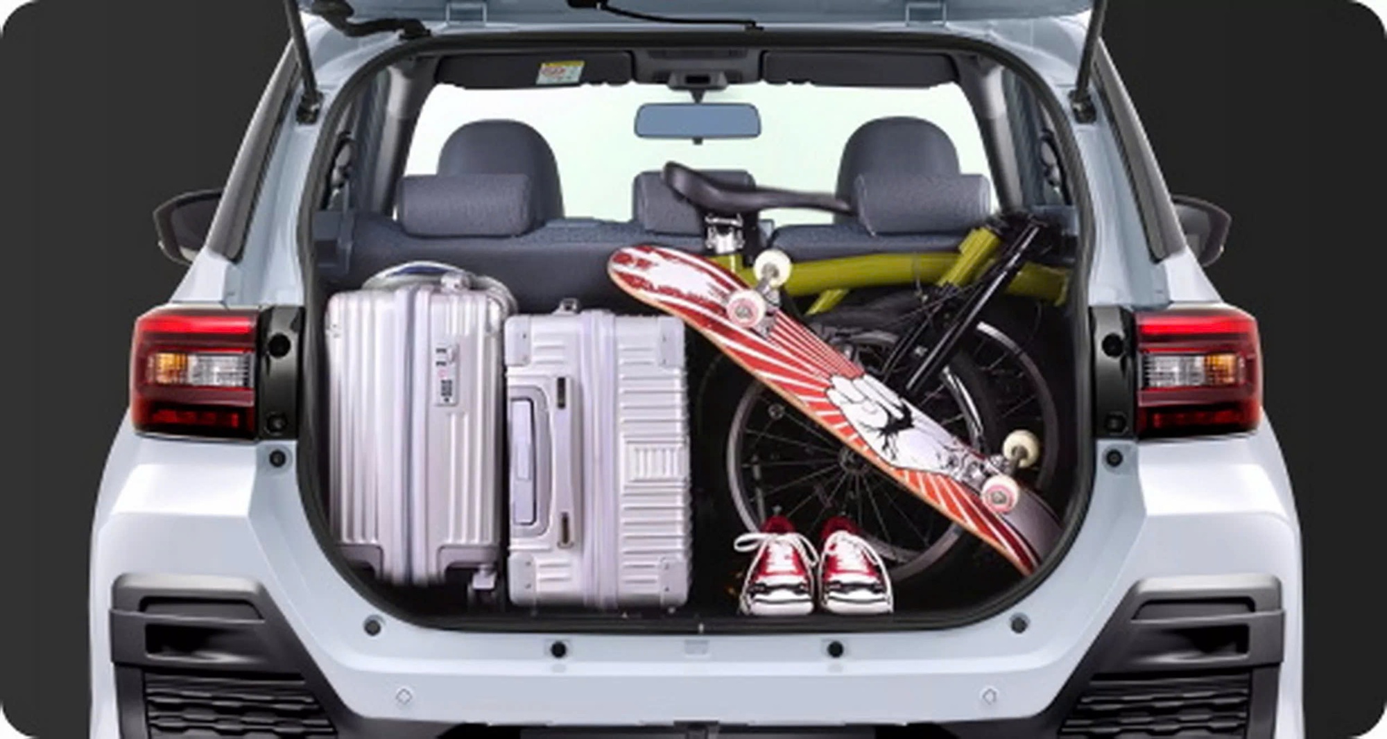 'Người anh em' của Toyota Raize có bản độ cực chất: Đầu xe hầm hố, cản trước mới, mâm sơn đen, động cơ không đổi- Ảnh 6. Xe được bán tại thị trường Indonesia