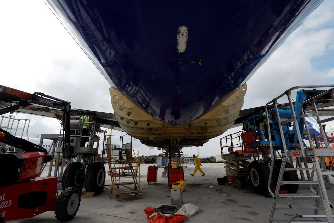 Máy bay A321neo bị tháo dỡ
