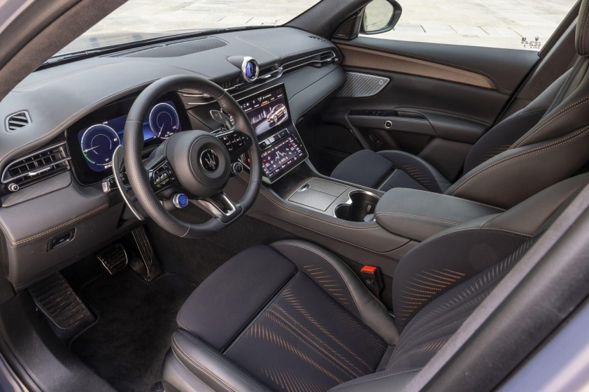 Maserati Grecale Folgore 6 Góc nhìn khác của Maserati Grecale Folgore