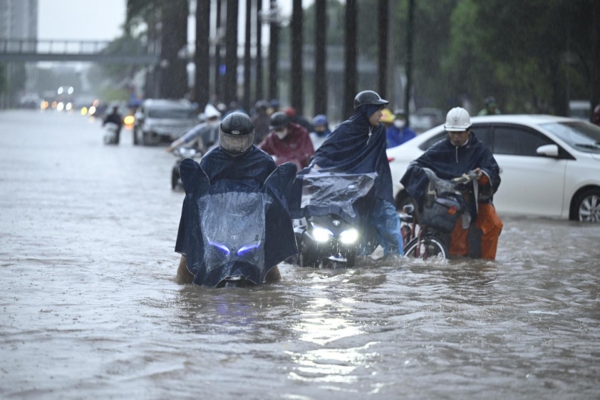 Xe máy sau mưa ngập Xe máy bị ảnh hưởng sau mưa ngập