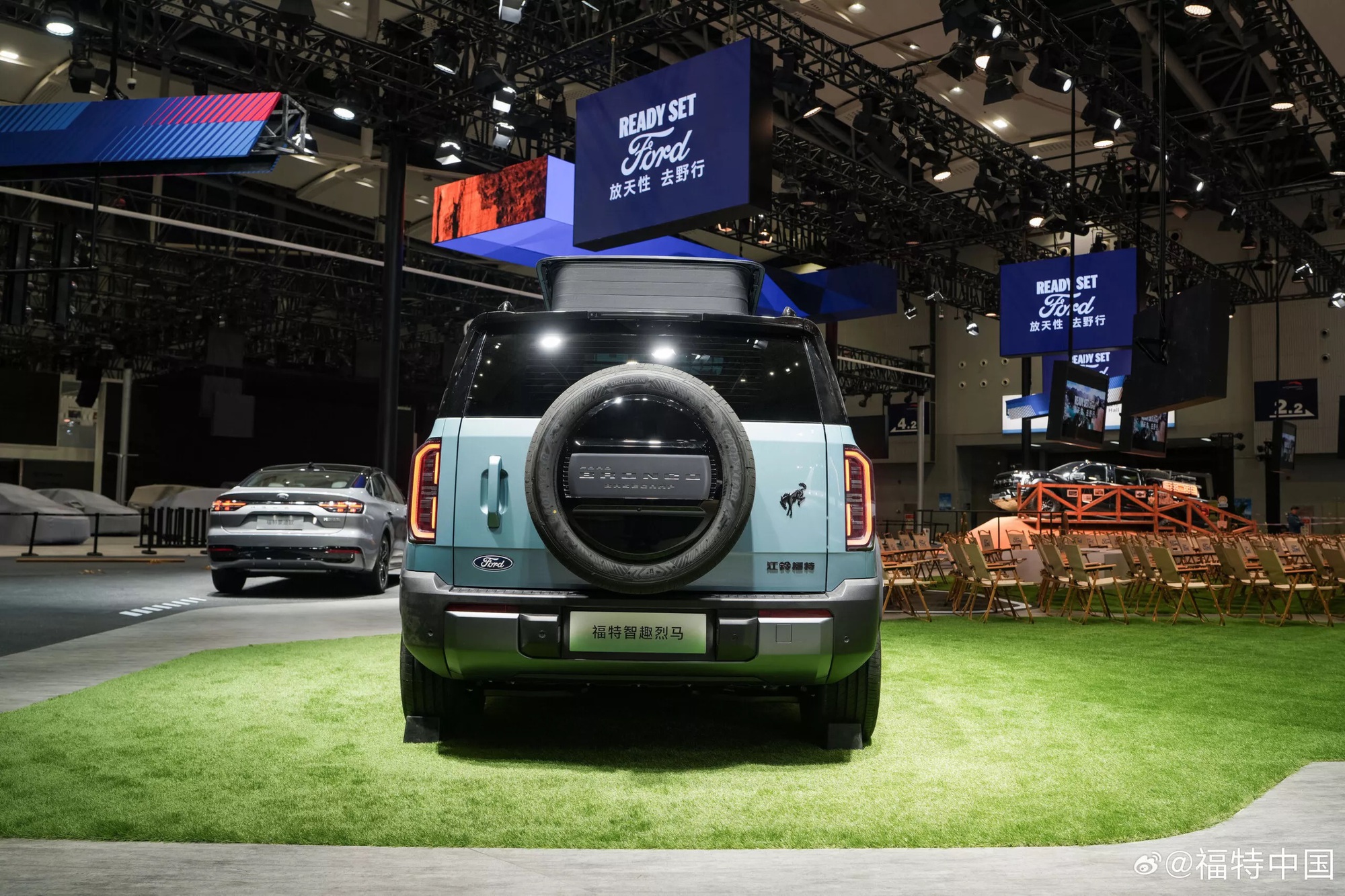 Thiết kế SUV địa hình Bronco Basecamp điện hóa