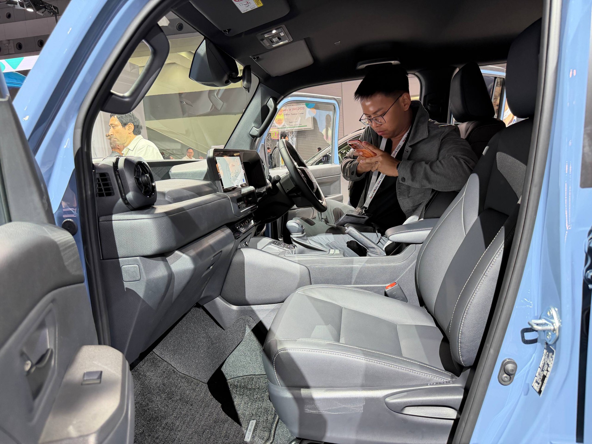 Nội thất tiện nghi, tối ưu không gian của Land Cruiser FJ