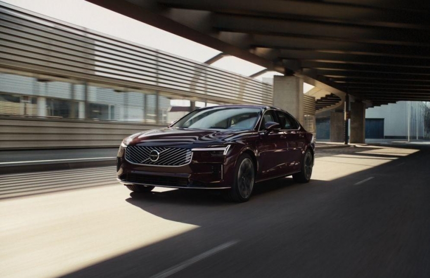 Thiết kế ngoại thất Volvo S90 2026