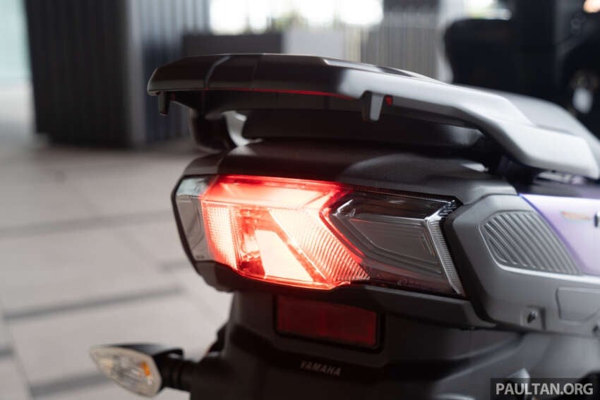 Màu sắc của Yamaha Ego Gear Pro Hybrid Ba tùy chọn màu sắc phong cách trẻ trung